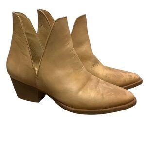 FREE PEOPLE CHARM DOUBLE V ANKLE BOOT/ Size 36